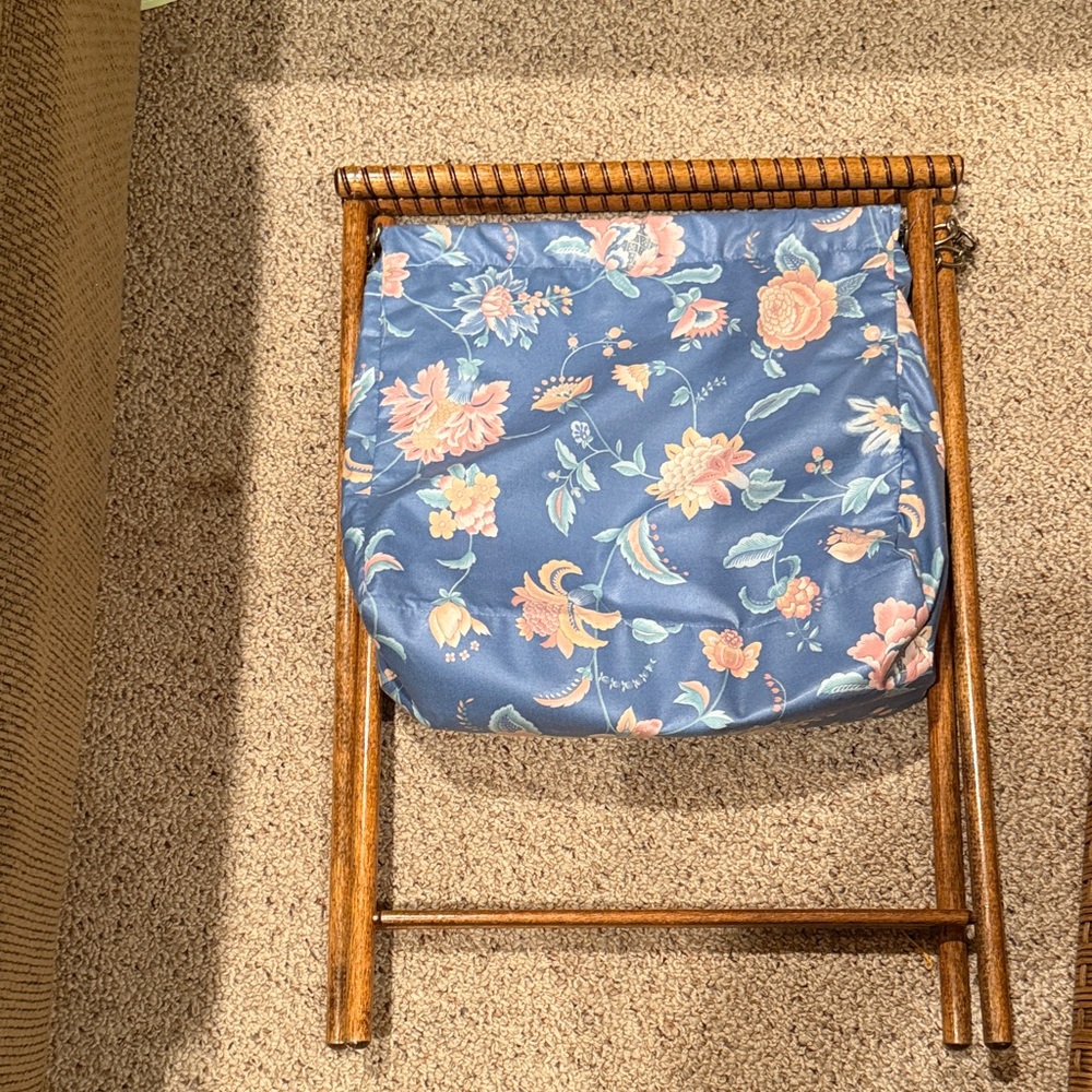 Floral Navy Fabric Organizer Fold up - Picture 3 of 4